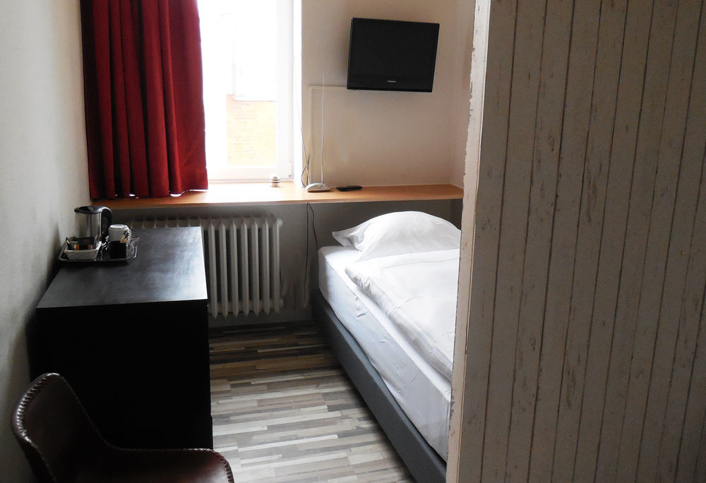 Hotel Liegeplatz 13 Kiel By Premiere Classe Экстерьер фото