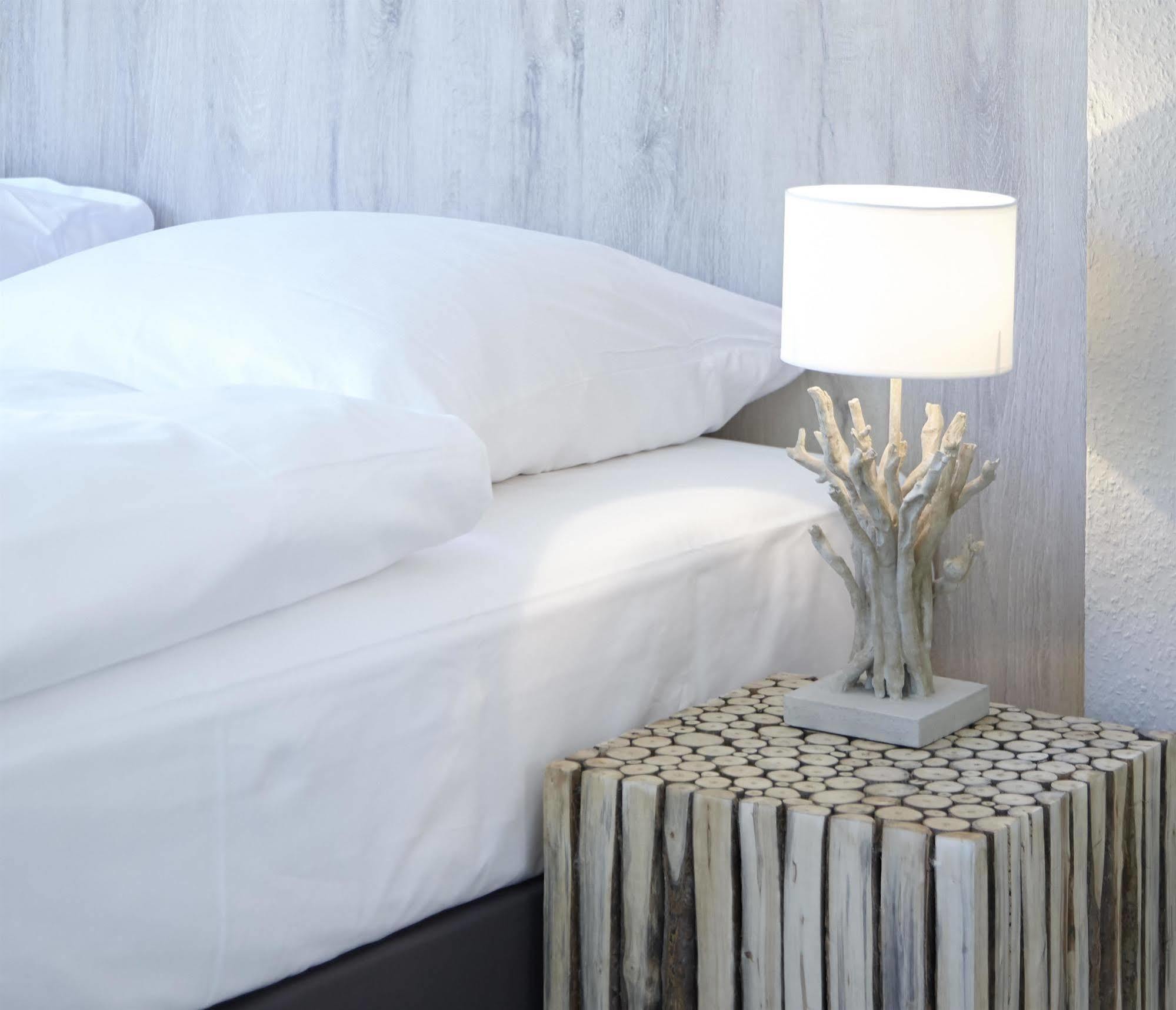 Hotel Liegeplatz 13 Kiel By Premiere Classe Экстерьер фото