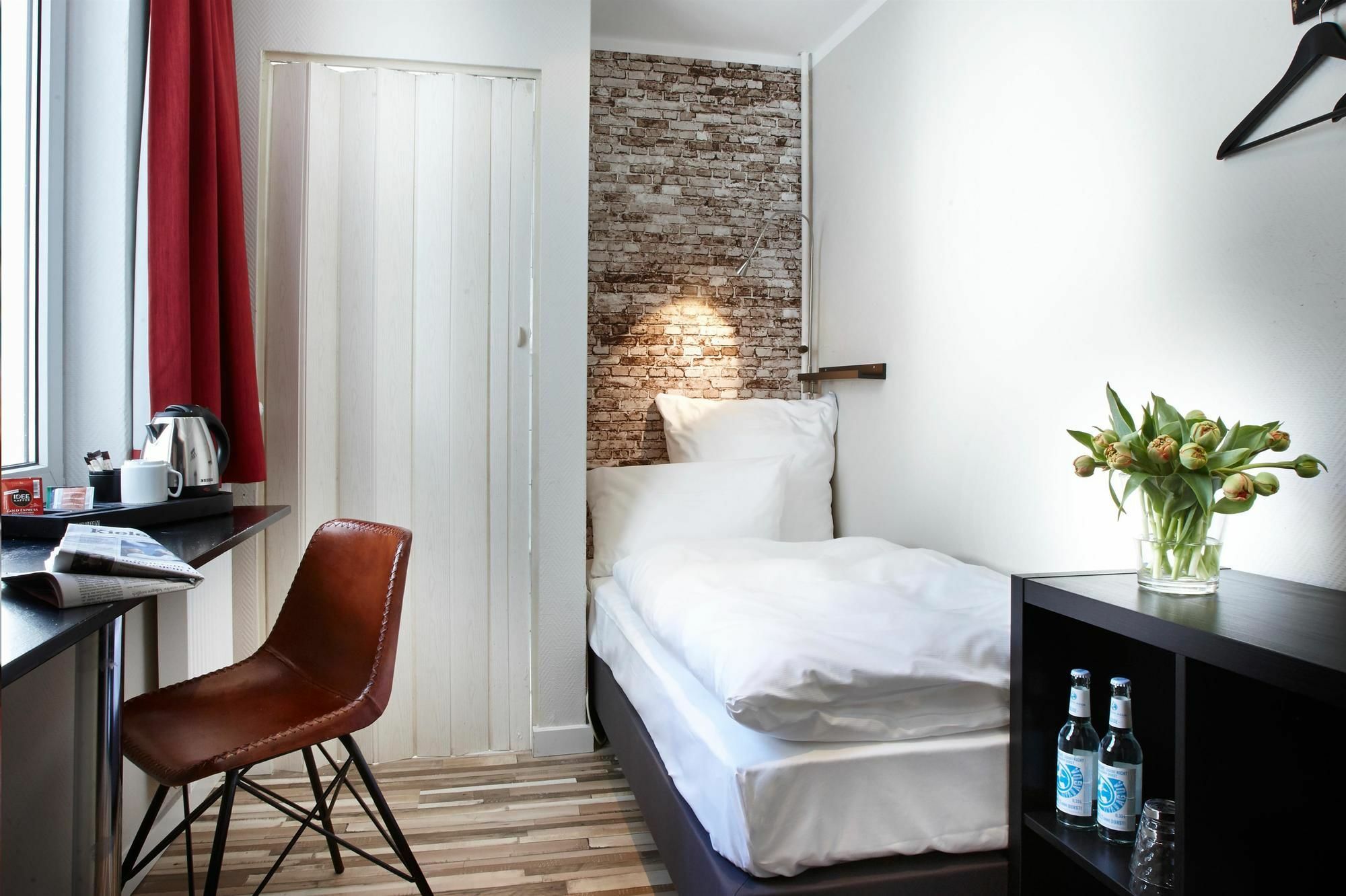 Hotel Liegeplatz 13 Kiel By Premiere Classe Экстерьер фото
